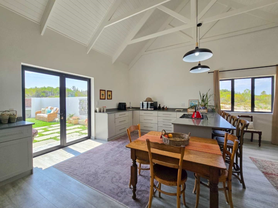 2 Bedroom Property for Sale in Stilbaai Oos Western Cape